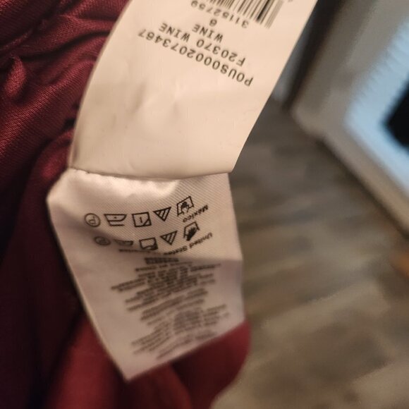 Celebrate Wine Occasion Dress. NWT. Size 6 - Picture 15 of 16